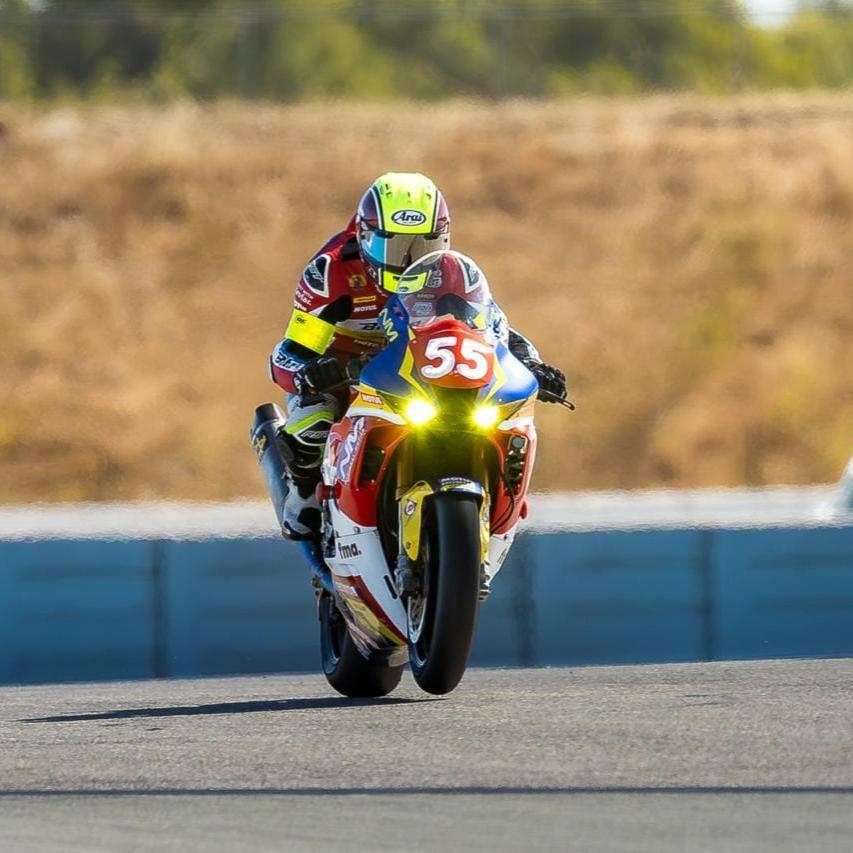 Experience-the-Pinnacle-of-Helmet-Craftsmanship-with-Arai-at-Moto-Central - FREE UK Shipping, FREE 365 Day Returns | Moto Central