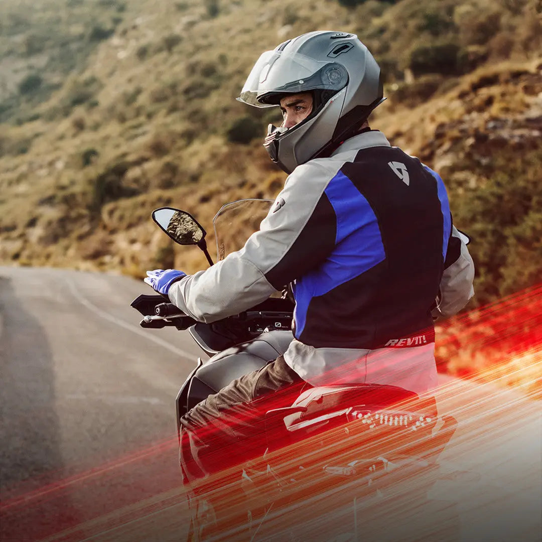 Stay-Cool-This-Summer-With-The-REV-IT-Airwave-4-Textile-Jacket-Now-Available-At-Moto-Central - FREE UK Shipping, FREE 365 Day Returns | Moto Central