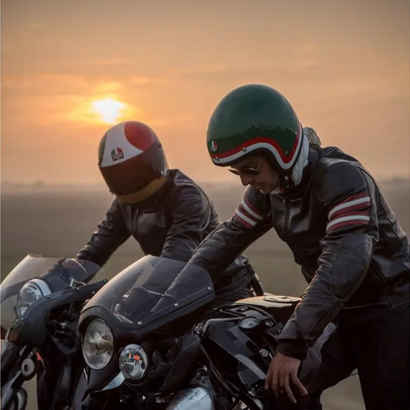agv cafe racer helmet Pista GP RR Intrepido Matte Carbon/Black/Red S density expanded polystyrene (EPS) structure designed to minimize rotational accelerations (FIM homologated)Collarbone safe profile AGV Pista GP RR Electrum