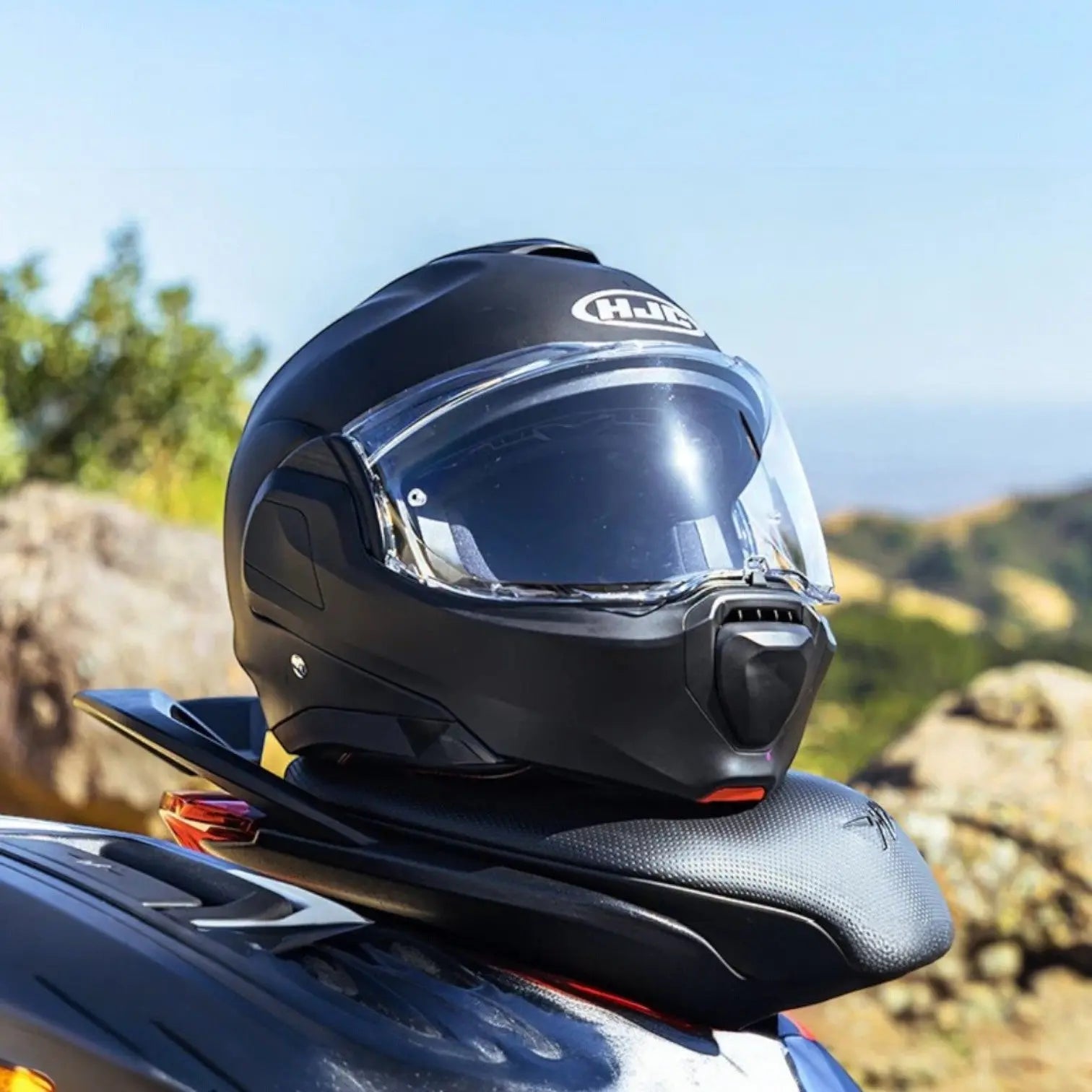 Discover-the-All-New-HJC-F100-Helmet-at-MotoCentral-Lightweight-Adventure-Ready-and-Built-for-the-Ride-of-Your-Life - FREE UK Shipping, FREE 365 Day Returns | Moto Central