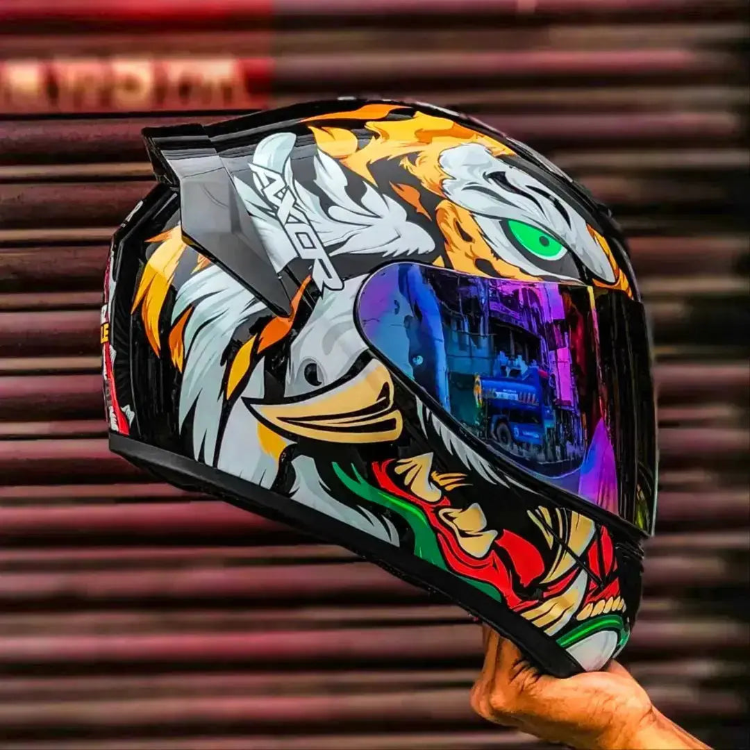 aggressive looking motorcycle helmets FXR Blade Race Div Helmet The enlarged field of vision provides the rider with an exceptionally wide view and improves visibility in various riding situations 36 Cool Motorcycle Helmets