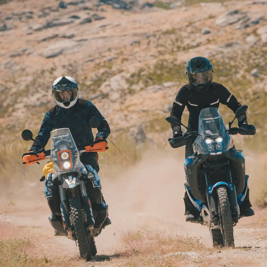 Nexx-X.Lifecountry-The-Ultimate-Adventure-Helmet-Now-at-MotoCentral - FREE UK Shipping, FREE 365 Day Returns | Moto Central