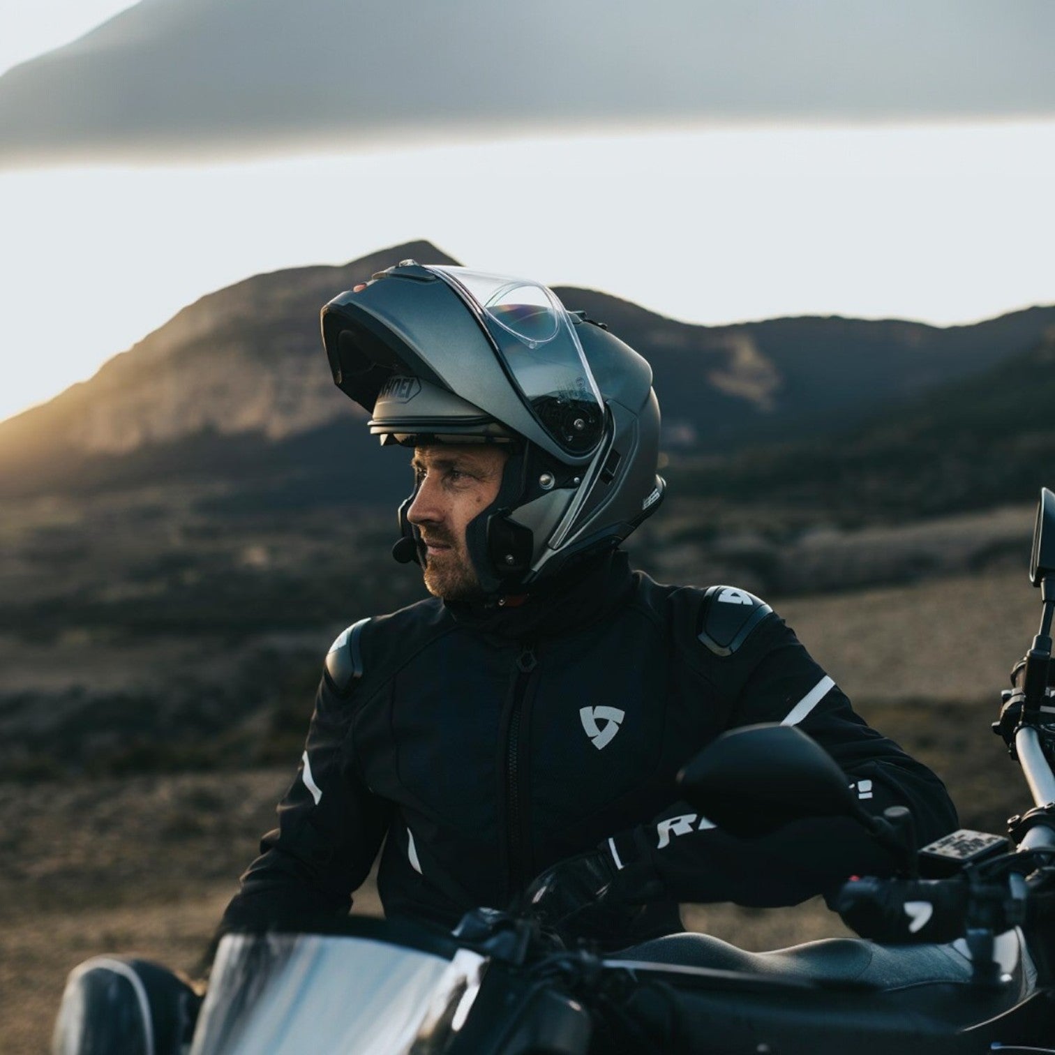 Meet the Shoei Neotec 3: The Ultimate Flip-Front Helmet Has Arrived at MotoCentral 🆕🔥