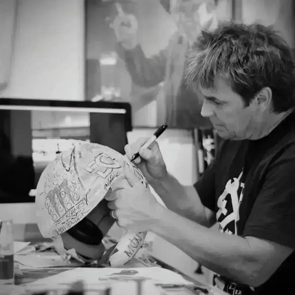 The-History-of-Troy-Lee-Designs-Where-Art-and-Speed-Become-Gear - FREE UK Shipping, FREE 365 Day Returns | Moto Central