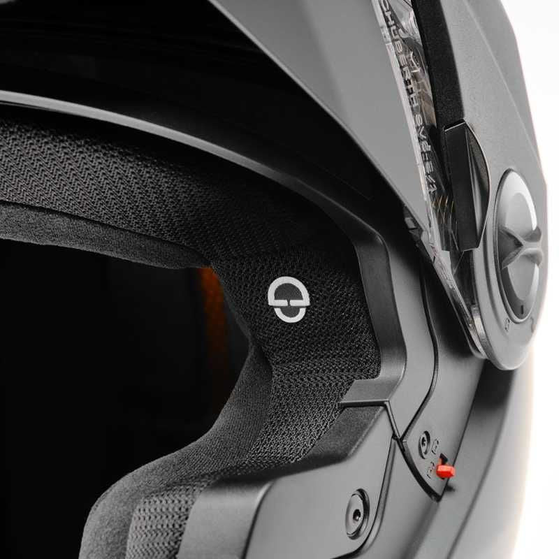 Schuberth E2 Matt Black