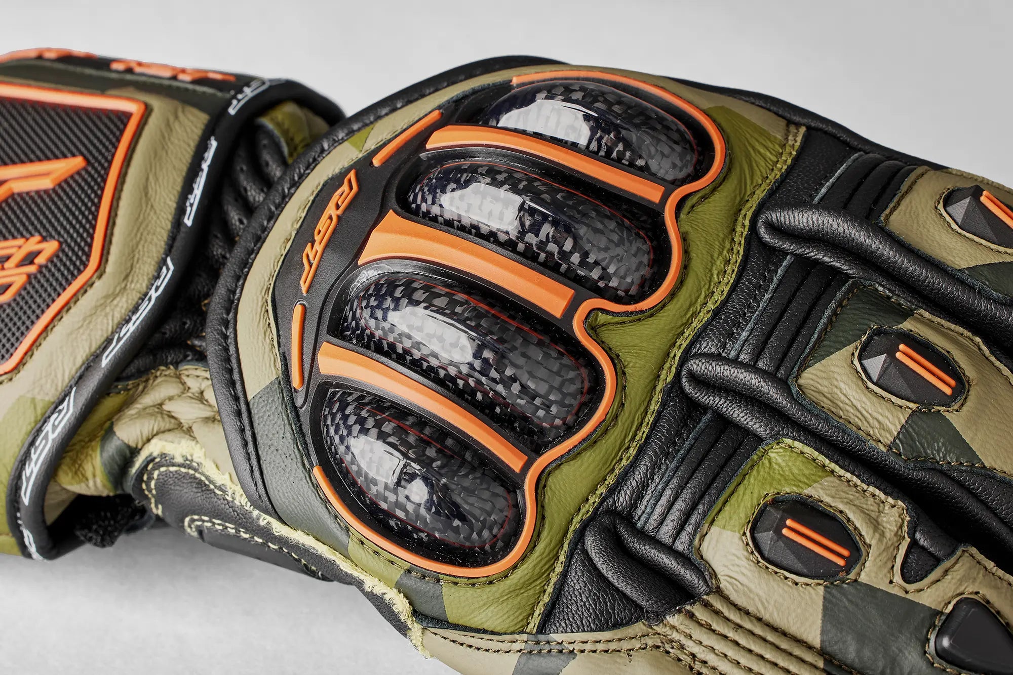 RST Tractech Evo 4 CE Gloves Camo / Orange - FREE UK Shipping, FREE 365 Day Returns | Moto Central