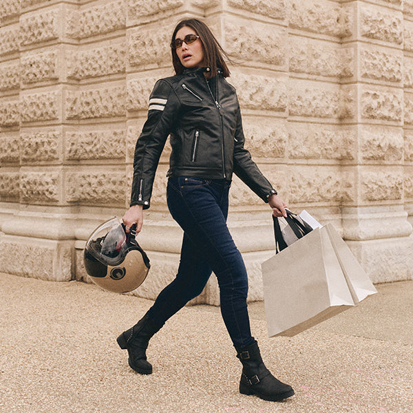 Segura Romeo Ladies Leather Jacket Black / White FREE UK Delivery, FREE 365 Day Returns | Moto Central