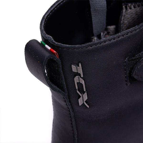 TCX Junity Waterproof Ladies Boots Black, ankle branding detail
