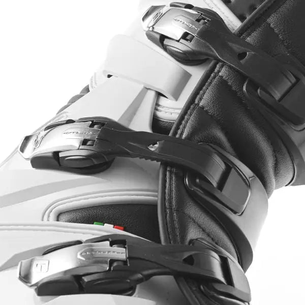 Gaerne Fastback Enduro MX Boots Black - FREE UK Shipping, FREE 365 Day Returns | Moto Central