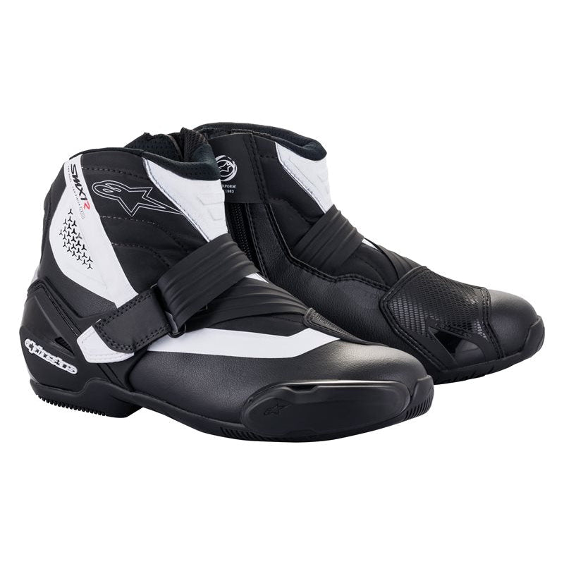Alpinestars SMX-1 R V2 Short Boots Black / White - motorcycle boot side profile