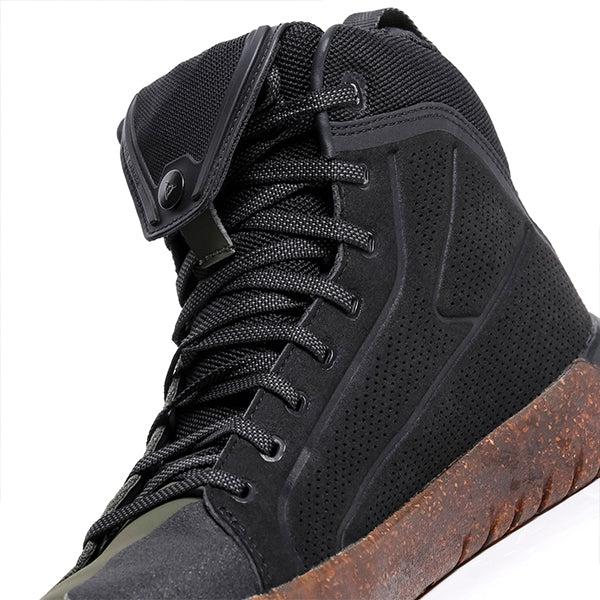 Dainese Metractive Air Riding Shoes Grape Leaf Green / Black FREE UK Delivery, FREE 365 Day Returns | Moto Central