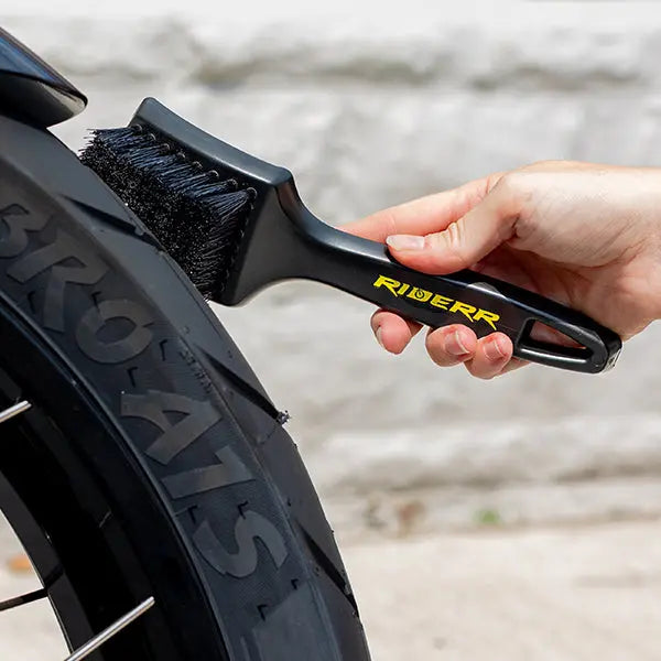 Riderr Tyre Brush FREE UK Delivery, FREE 365 Day Returns | Moto Central