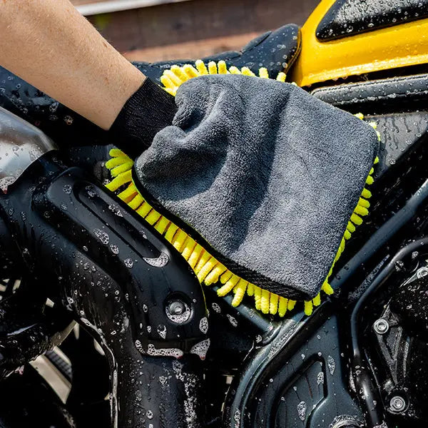 Riderr Luxury Wash Mitt Yellow FREE UK Delivery, FREE 365 Day Returns | Moto Central