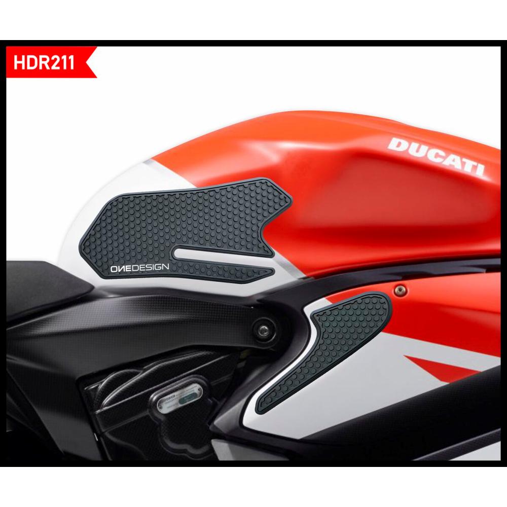 One Design DUC899 / 959 / 1199 Tank Grip Black