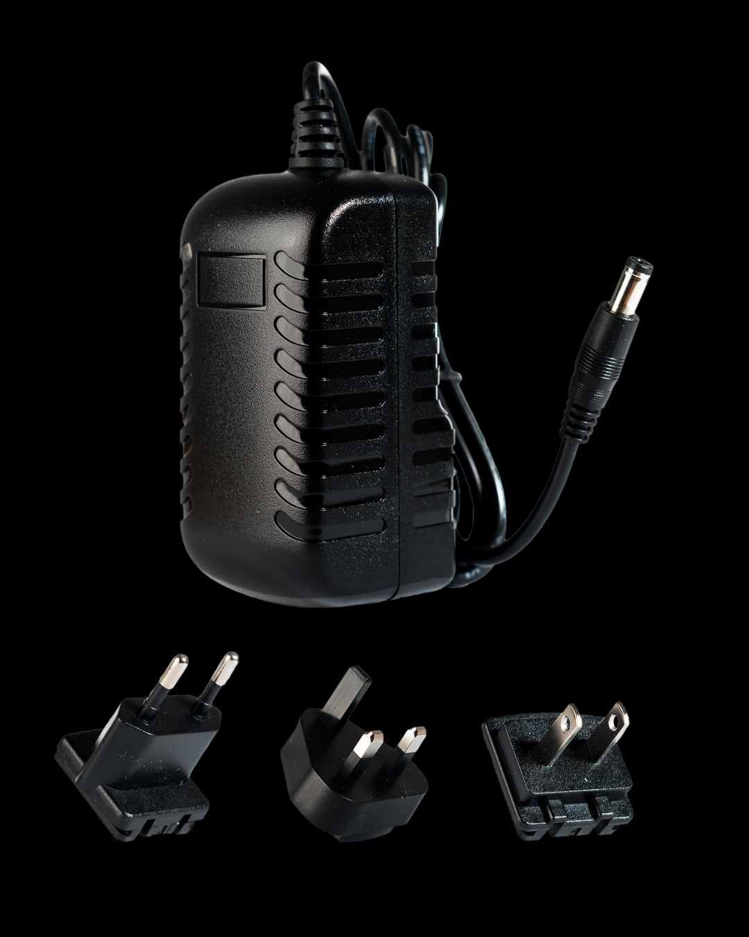 Keis Li-Ion Battery Pack 2600 MAH With Multinational Charger