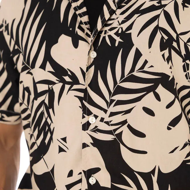 Von Dutch Palm Shirt Black FREE UK Delivery, FREE 365 Day Returns | Moto Central