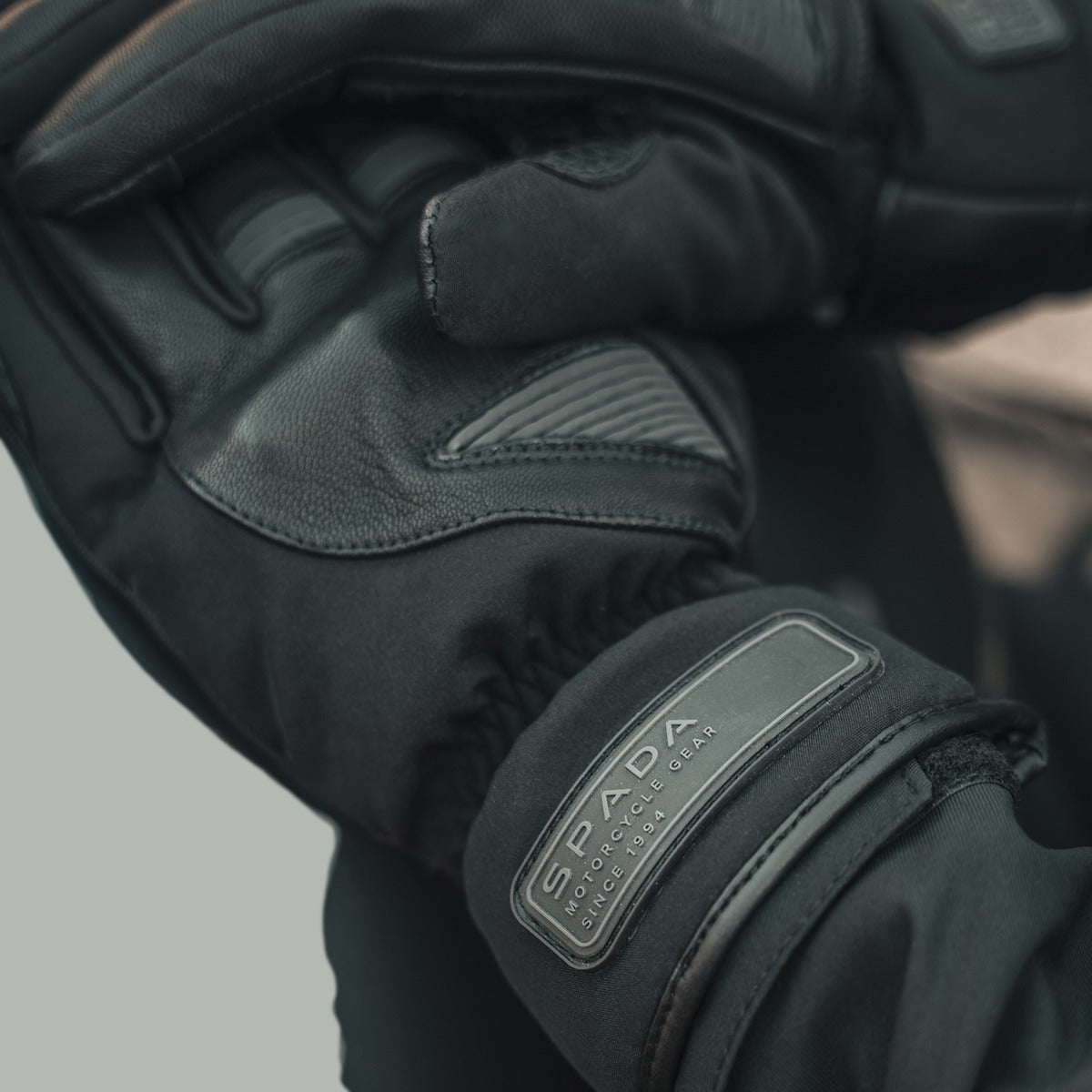 Spada Oslo REV.2 CE Waterproof Ladies Leather Gloves Black FREE UK Delivery, FREE 365 Day Returns | Moto Central