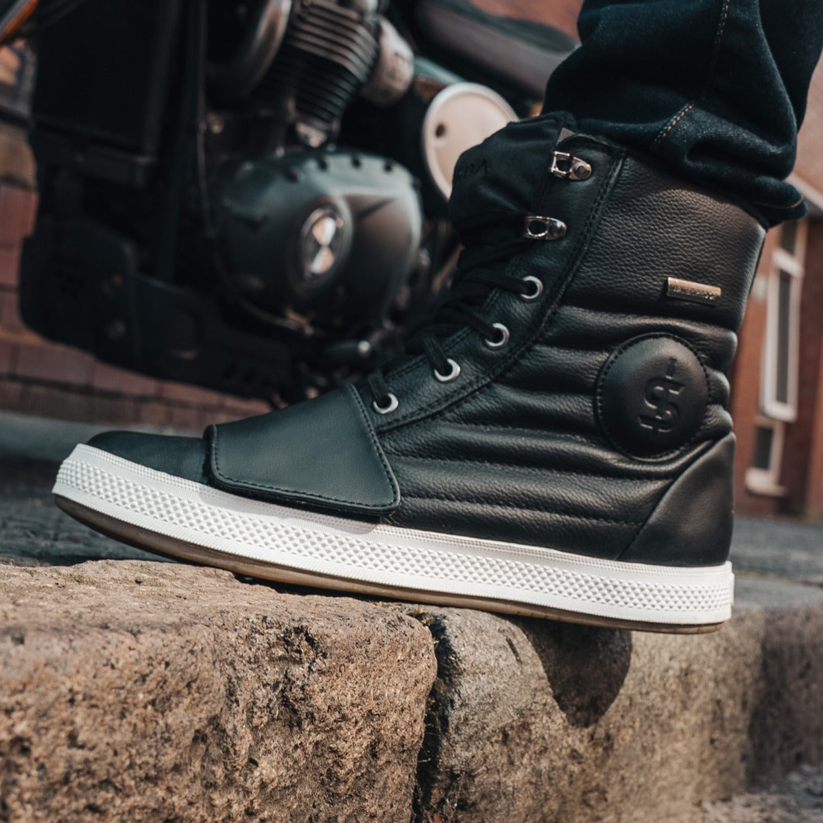 Spada Heat CE High Top Trainer Boots Black FREE UK Delivery, FREE 365 Day Returns | Moto Central