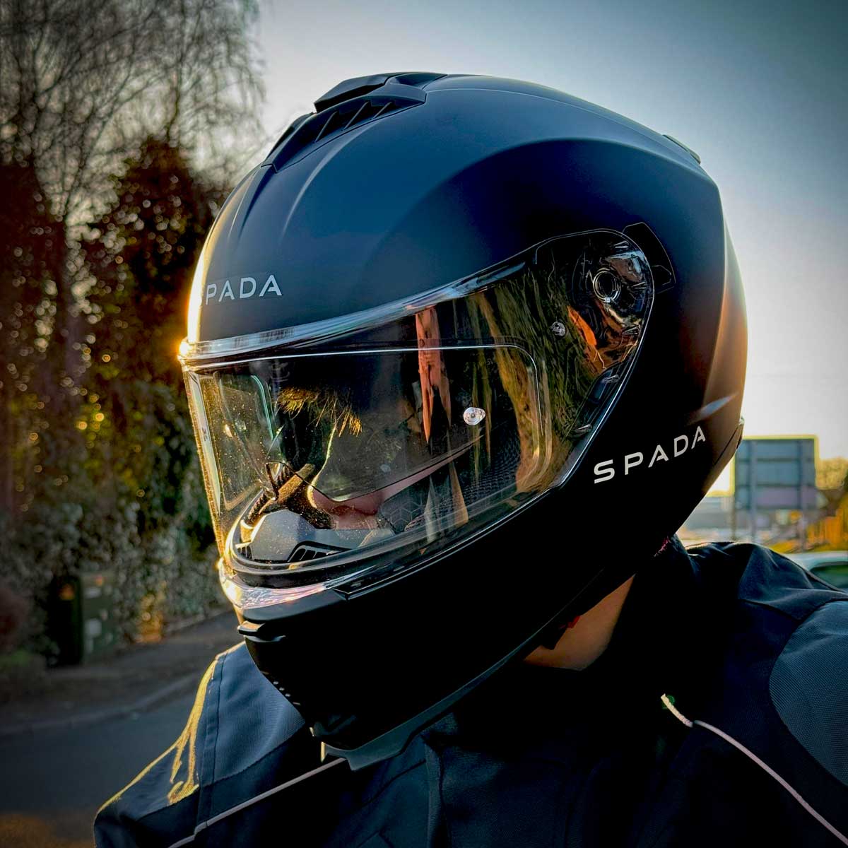 Spada SP18 Matt Black FREE UK Delivery, FREE 365 Day Returns | Moto Central