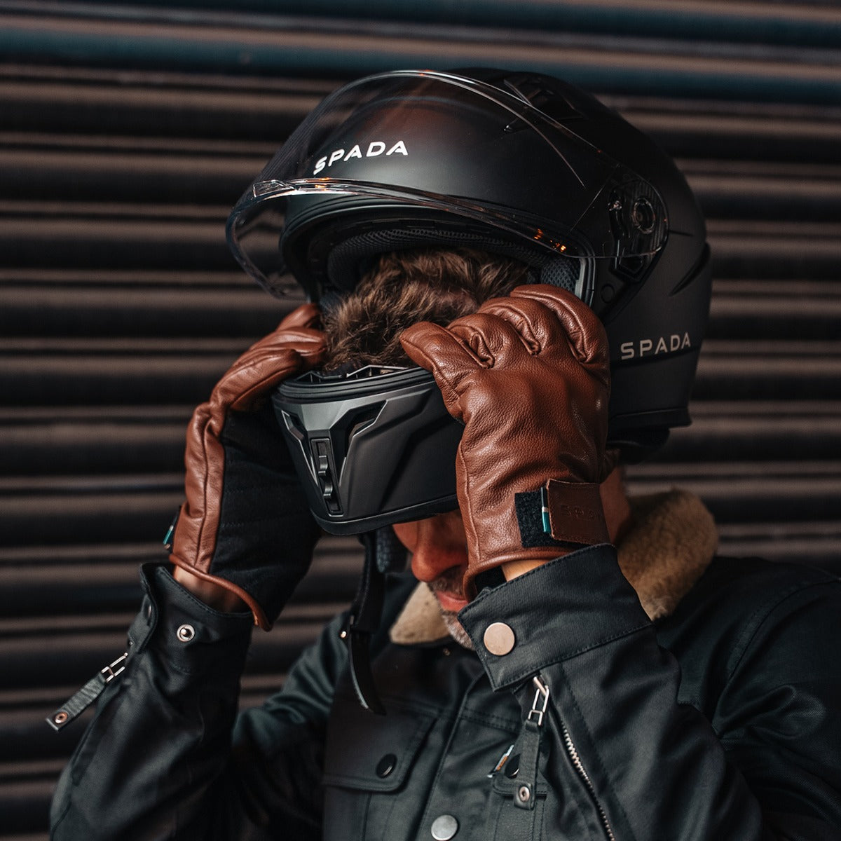 Spada Clutch Winter CE Waterproof Leather Gloves Cognac Brown FREE UK Delivery, FREE 365 Day Returns | Moto Central
