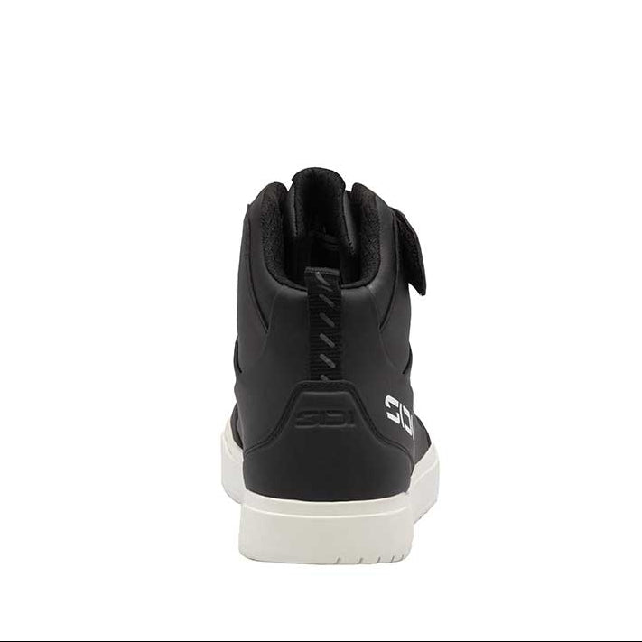 Sidi Stryda CE Short Boots Black FREE UK Delivery, FREE 365 Day Returns | Moto Central