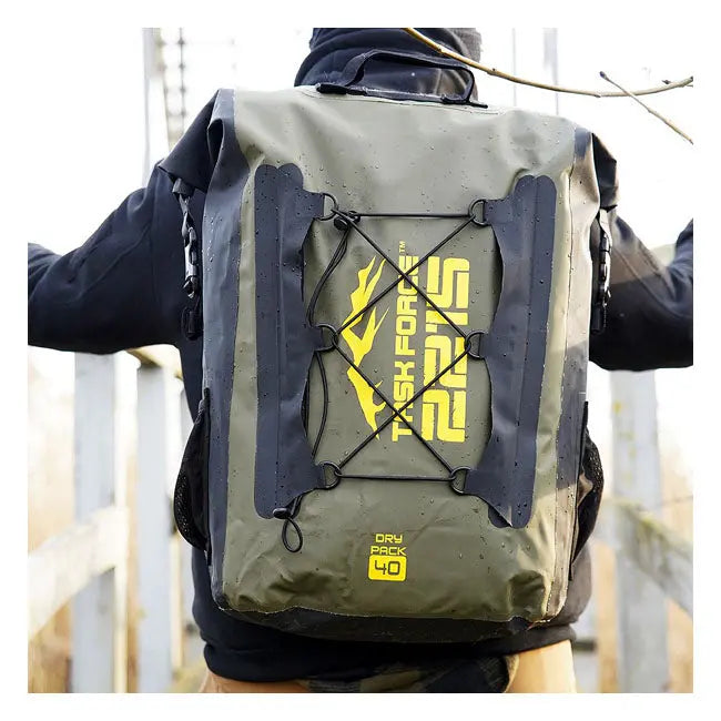 Army Surplus Wolf River Dry Bag - FREE UK Shipping, FREE 365 Day Returns | Moto Central