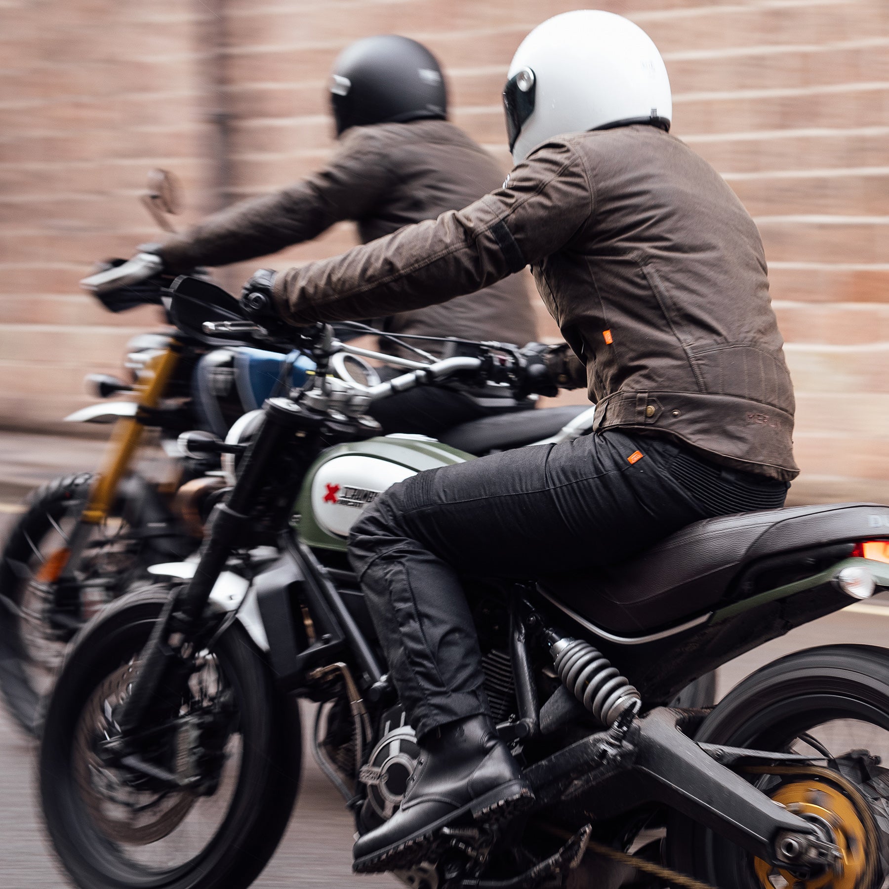 Merlin Barton 2 Wax Jacket Olive FREE UK Delivery, FREE 365 Day Returns | Moto Central