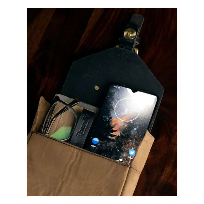 Trip Machine Tank Pouch / Belt Pouch Tobacco Brown - FREE UK Shipping, FREE 365 Day Returns | Moto Central