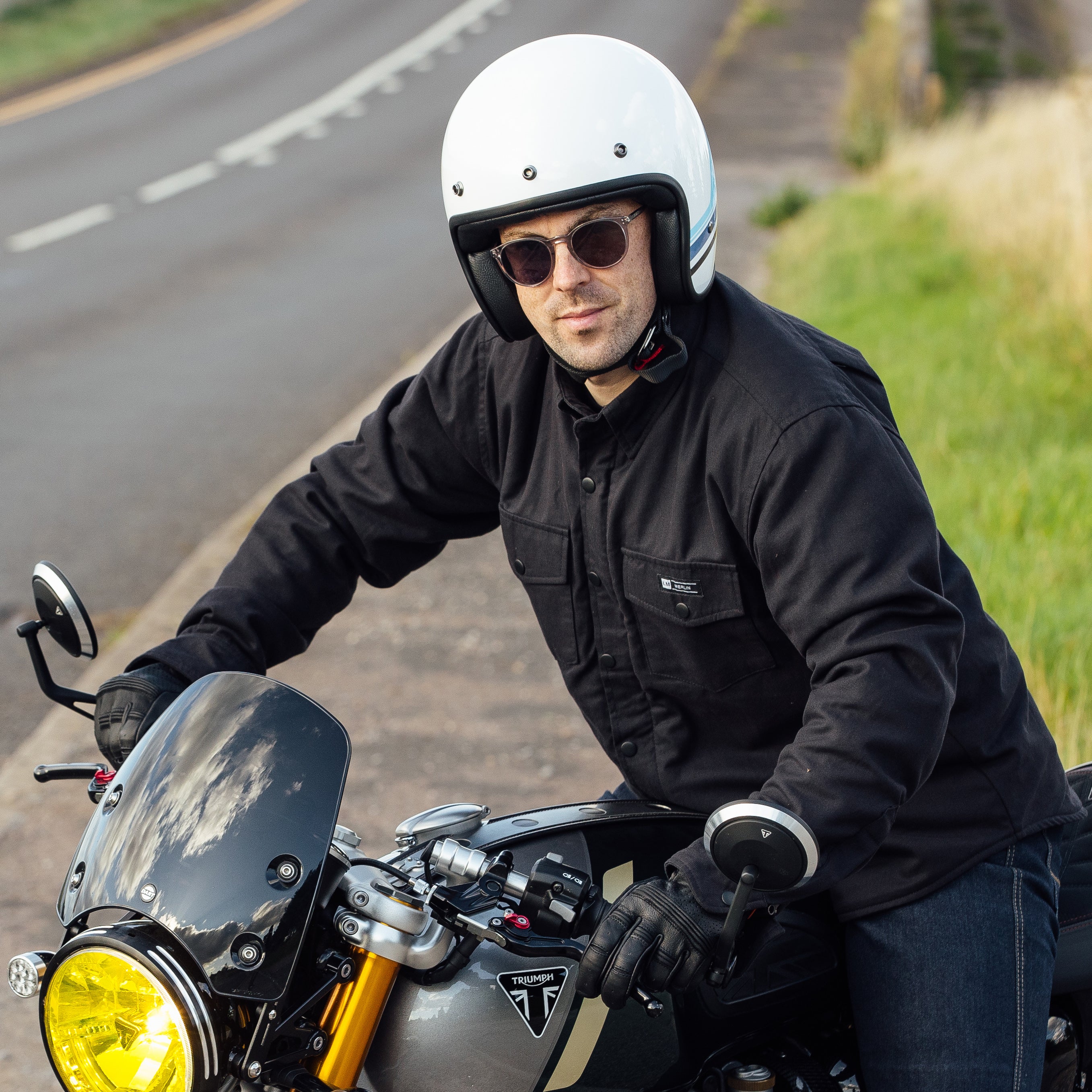 Merlin Blackbird Jet Aero White Stripe