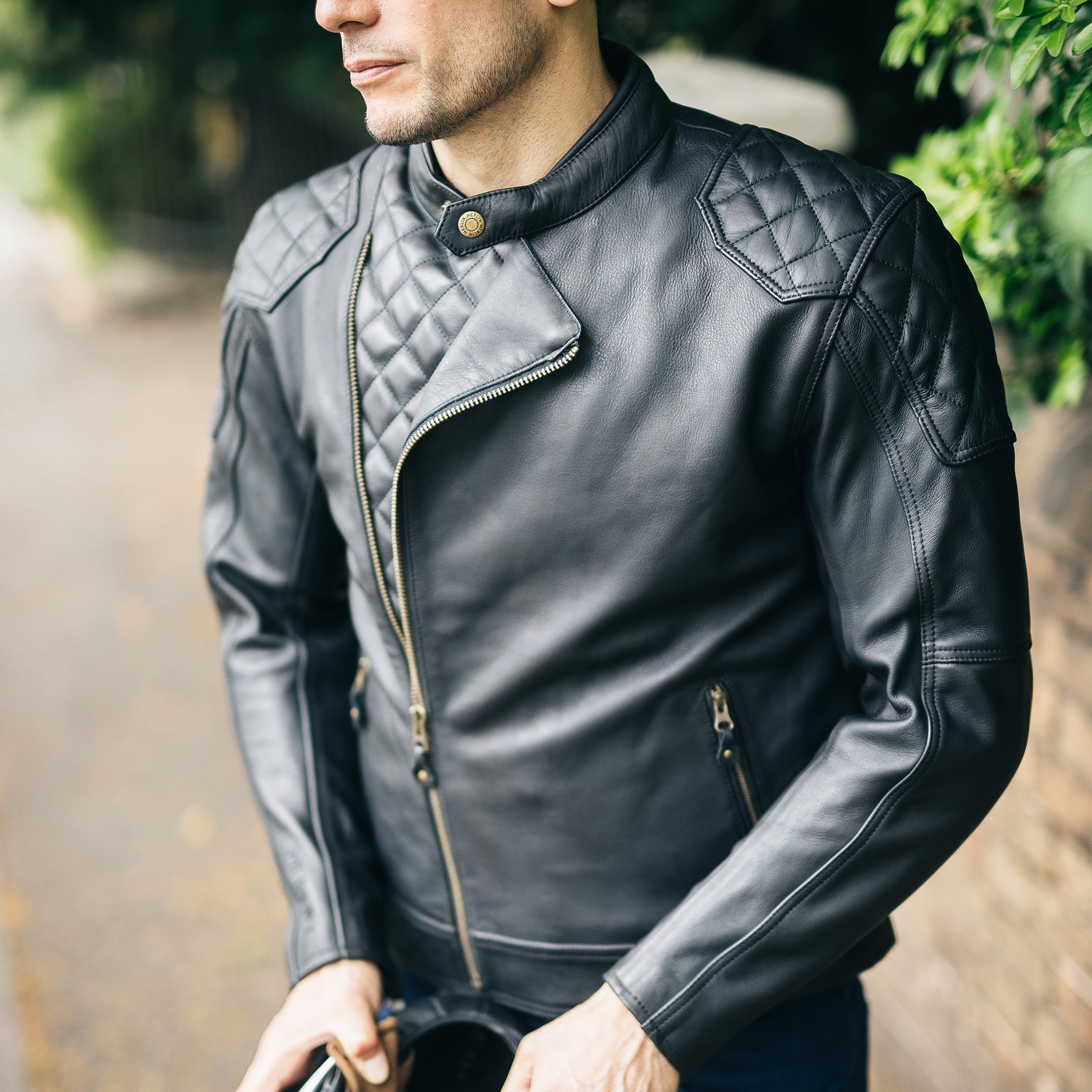 Merlin Chester Café D3O Leather Jacket Black FREE UK Delivery, FREE 365 Day Returns | Moto Central