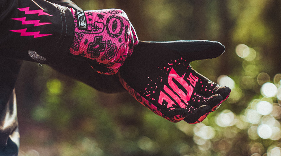 Muc-Off Lightweight Mesh Rider Gloves Pink