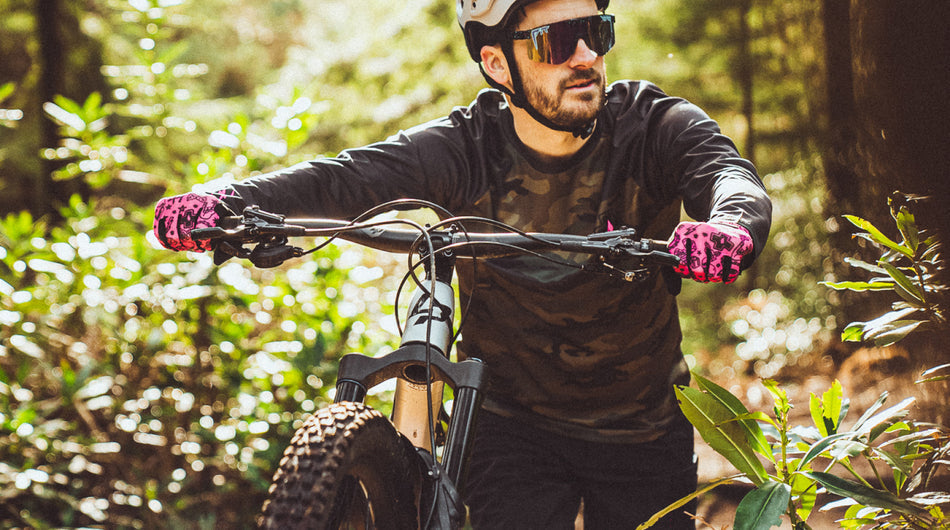 Muc-Off Lightweight Mesh Rider Gloves Pink