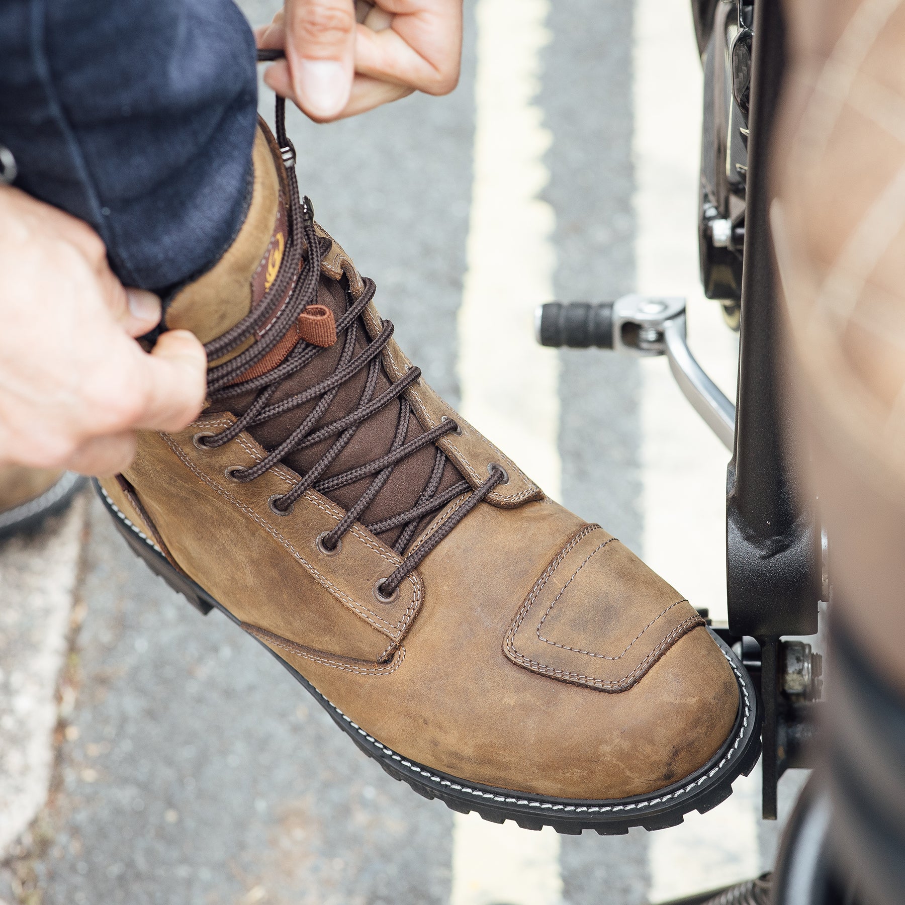 Merlin G24 Drax 2 D3O Boots Brown FREE UK Delivery, FREE 365 Day Returns | Moto Central