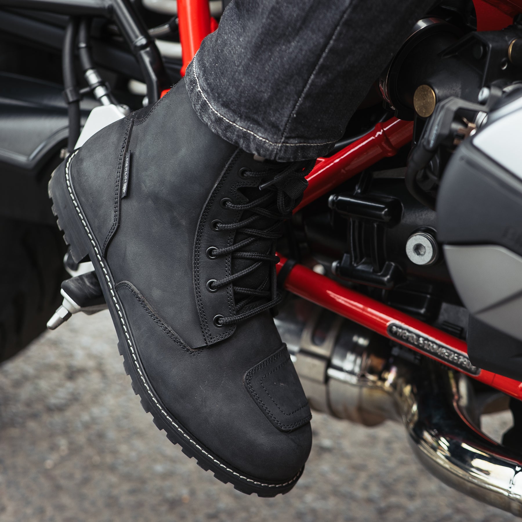 Merlin G24 Drax 2 D3O Boots Black FREE UK Delivery, FREE 365 Day Returns | Moto Central