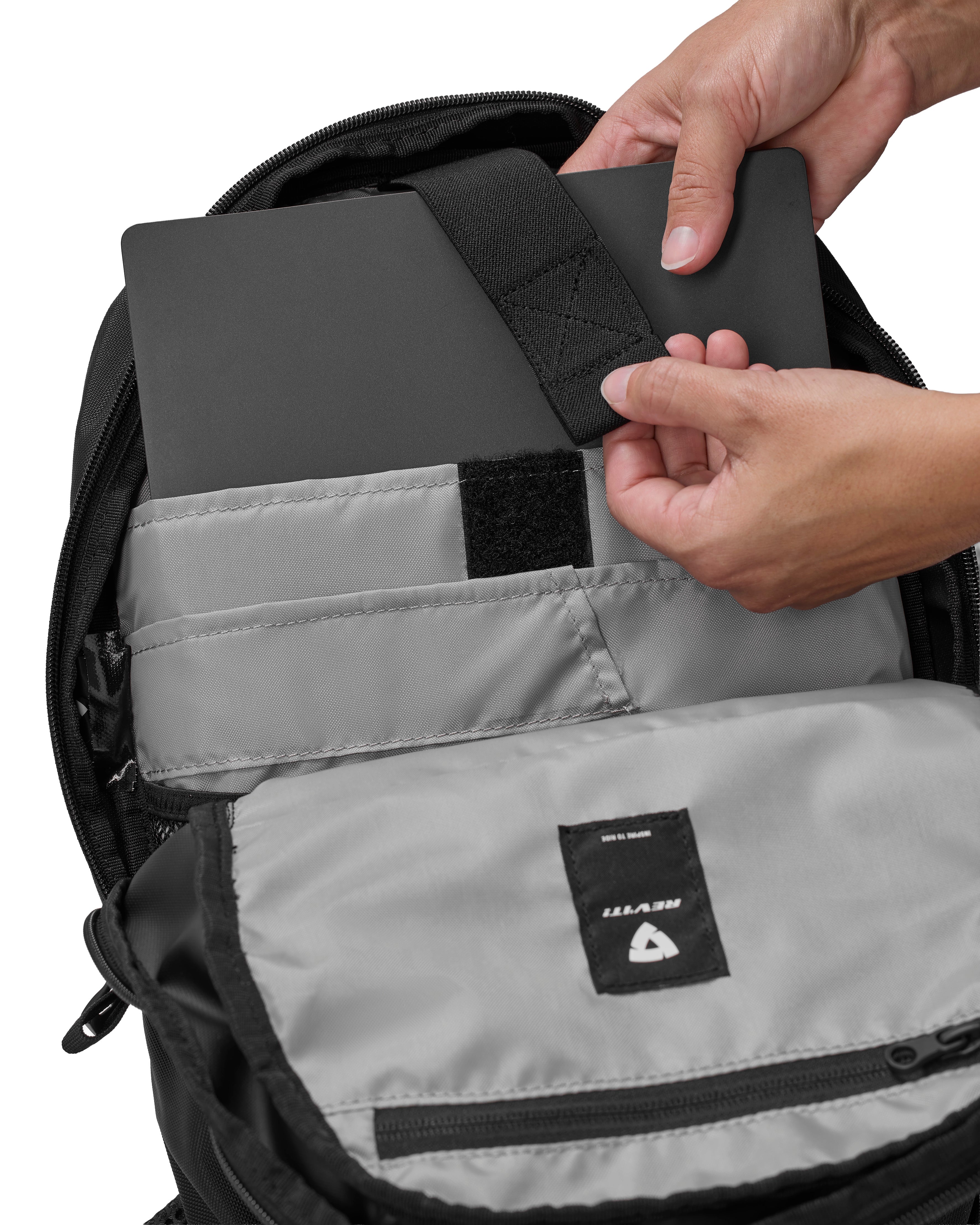 Revit Lear Bag Black