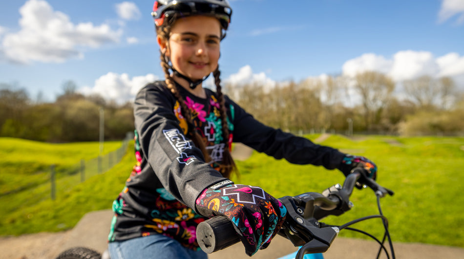 Muc-Off Youth Rider Gloves Red Hot Chilli Pepper