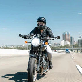 HJC V60 Full Face Helmet Matt Black - FREE UK Shipping, FREE 365 Day Returns | Moto Central