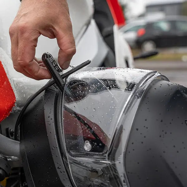 Hiplok Z Lok Combo V2 Black FREE UK Delivery, FREE 365 Day Returns | Moto Central