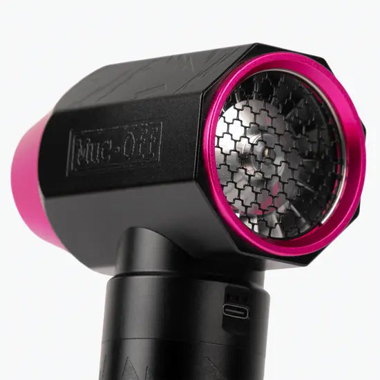 Muc-Off It Blows! Precision Air Blaster XL - FREE UK Shipping, FREE 365 Day Returns | Moto Central
