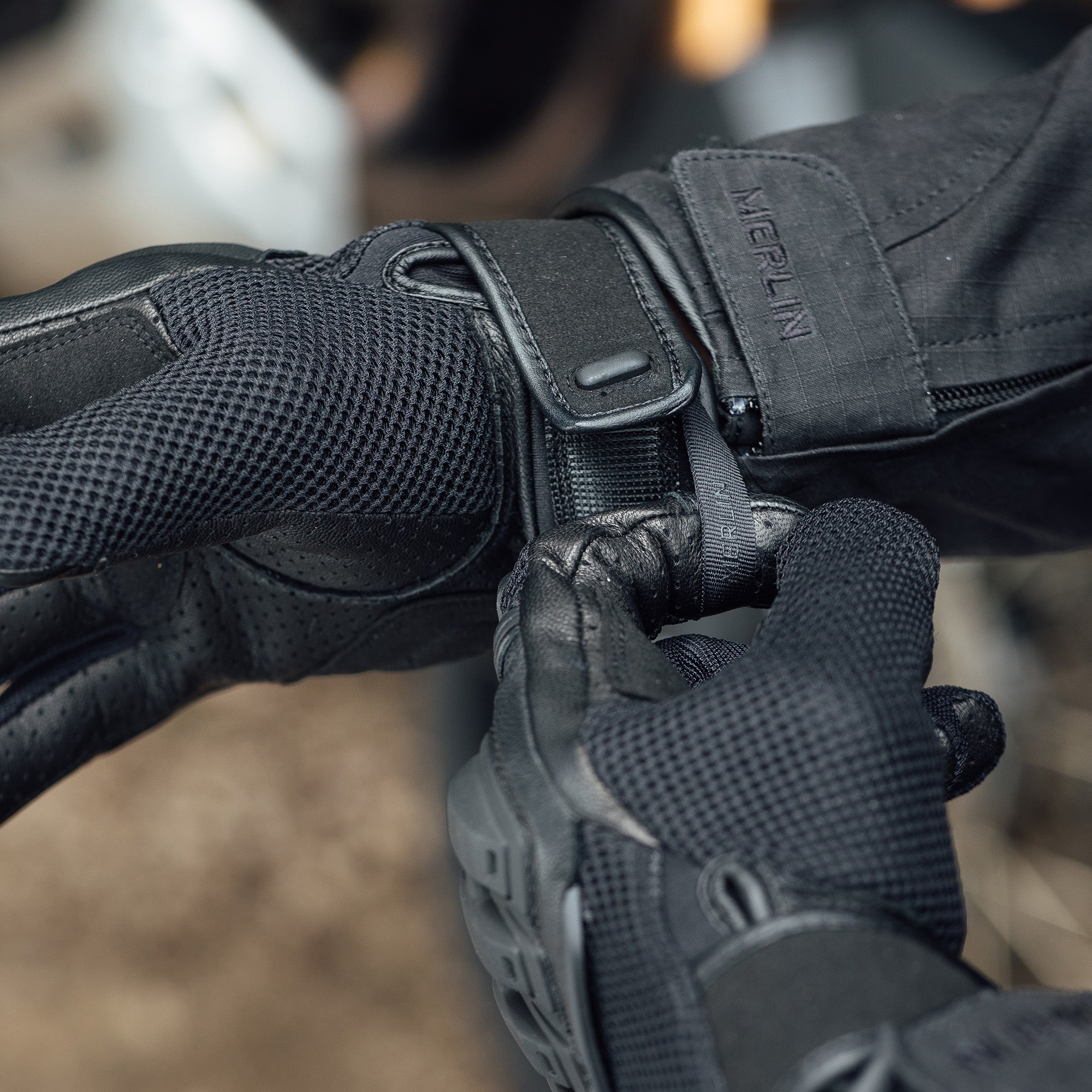 Merlin Jura Air D3O Gloves Black FREE UK Delivery, FREE 365 Day Returns | Moto Central