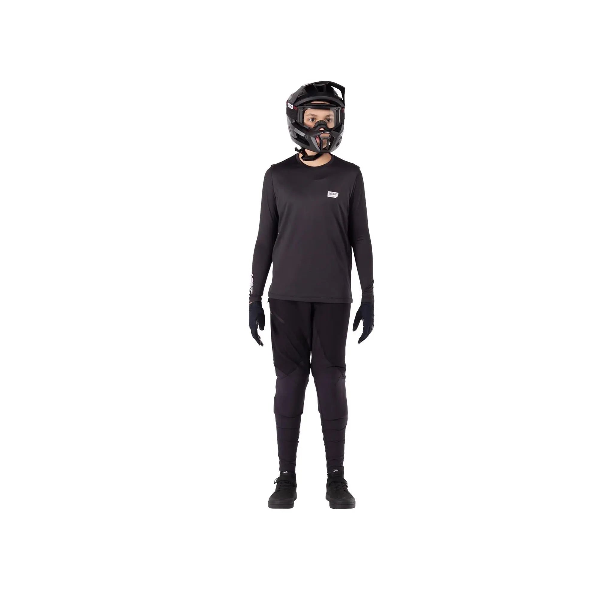 Leatt 1.0 MTB Junior Ride Kit Black - FREE UK Shipping, FREE 365 Day Returns | Moto Central