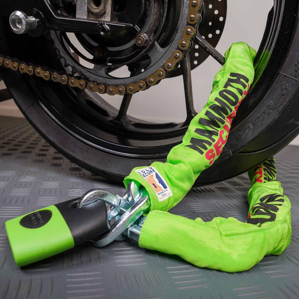 Mammoth Security Sold Secure Gold Approved 12mm X 1.2 M Square Chain With Shackle Lock