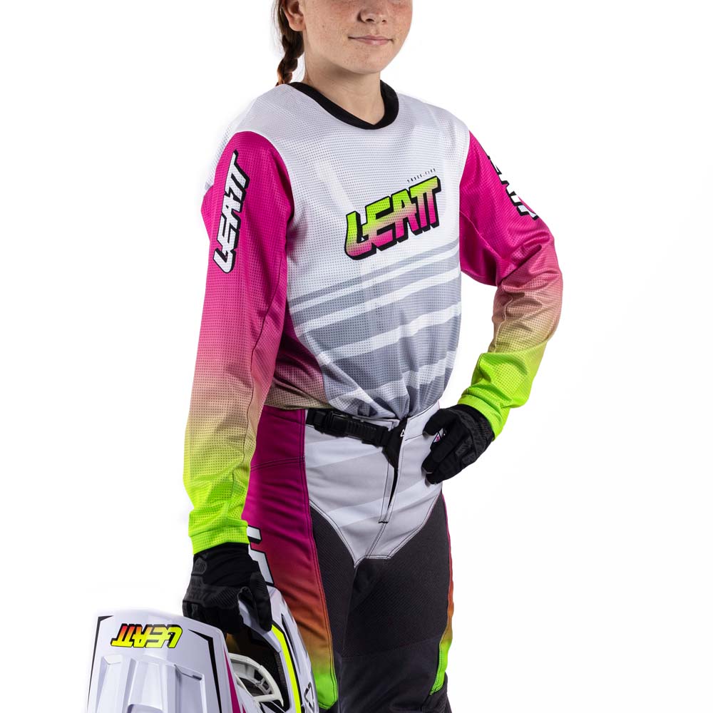 Leatt 3.5 Mini Kids Ride Kit Retro Pink - FREE UK Delivery, FREE 365 Day Returns | Moto Central