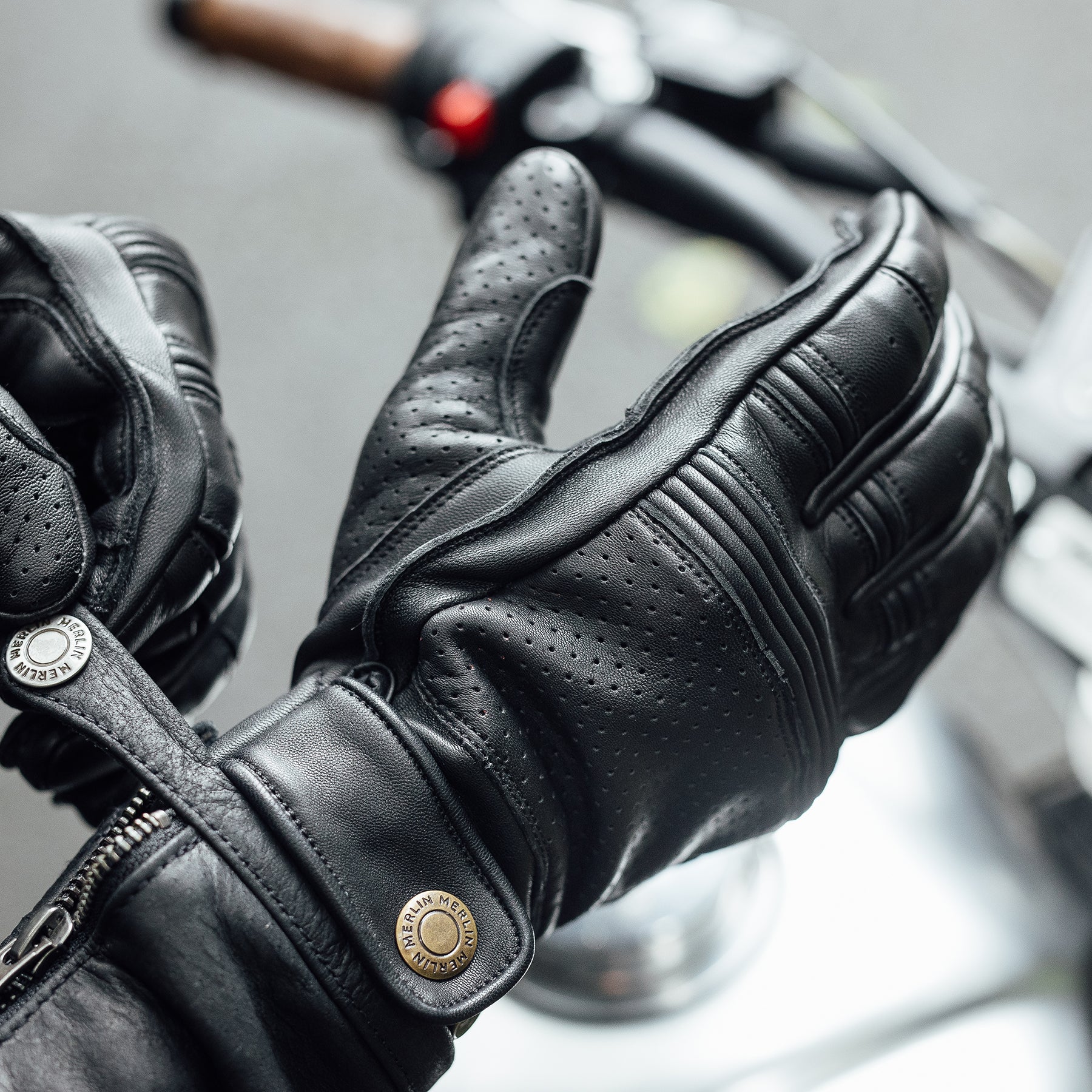 Merlin Leigh D3O Leather Gloves Black FREE UK Delivery, FREE 365 Day Returns | Moto Central