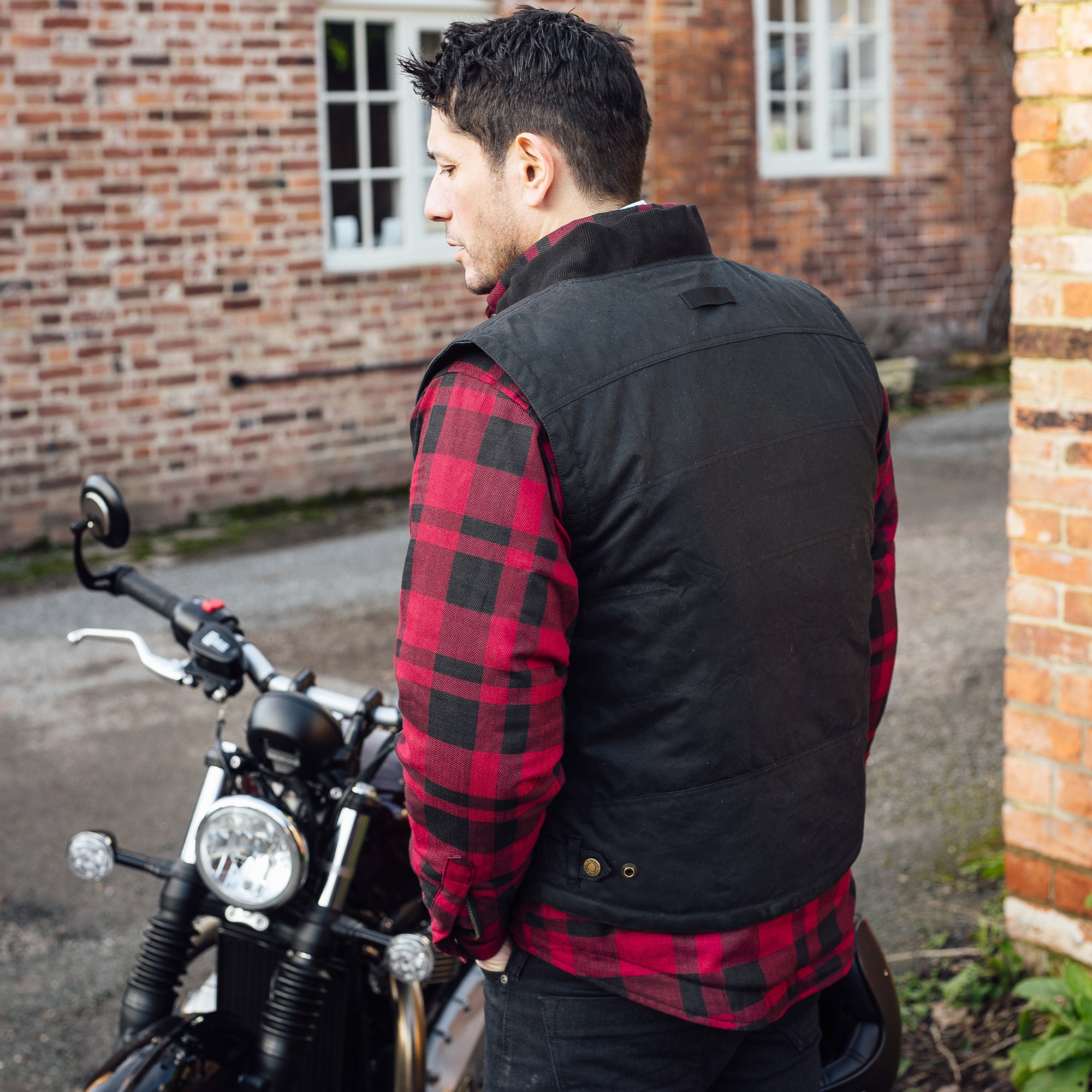 Merlin Bobber CE Riding Vest Black FREE UK Delivery, FREE 365 Day Returns | Moto Central