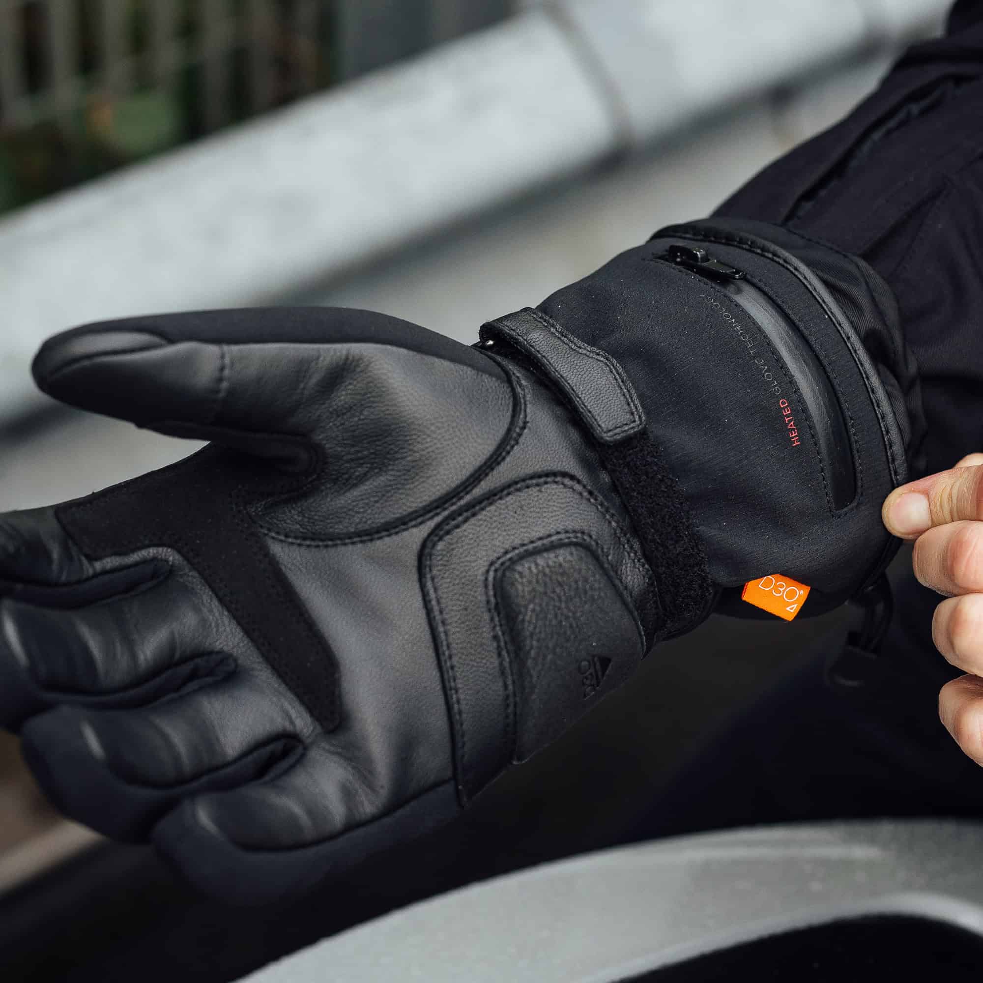 Merlin Curborough D3O Heated Gloves Black FREE UK Delivery, FREE 365 Day Returns | Moto Central