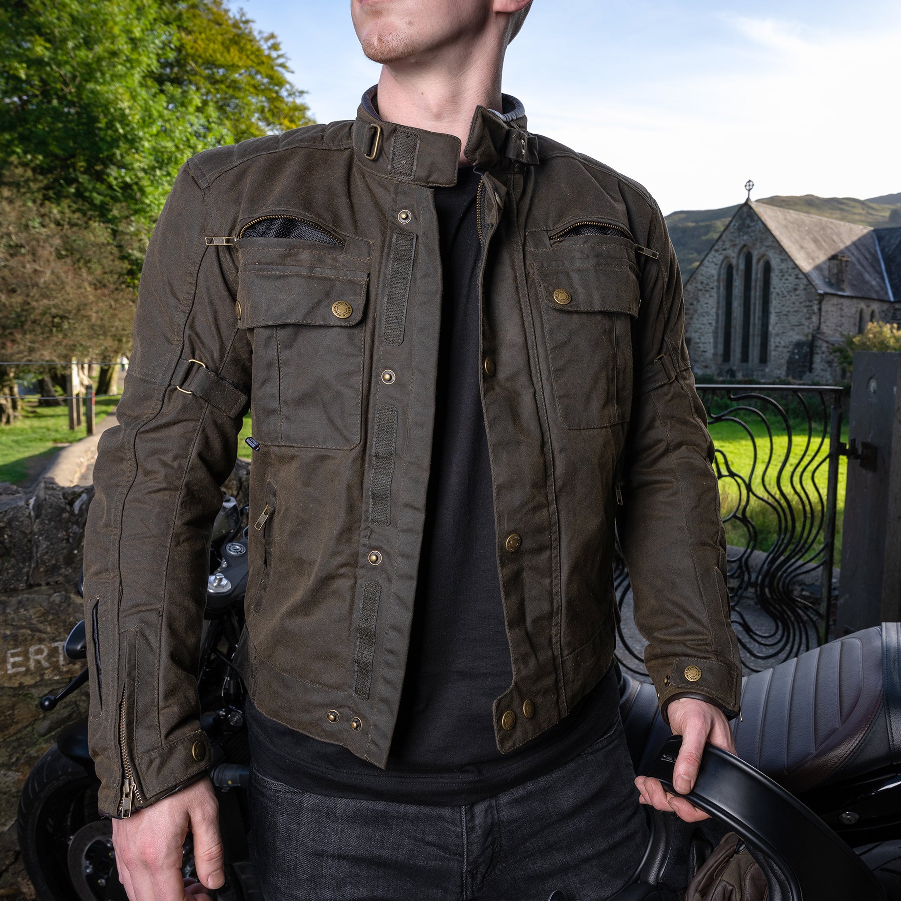 Merlin Barton 2 Wax Jacket Olive FREE UK Delivery, FREE 365 Day Returns | Moto Central