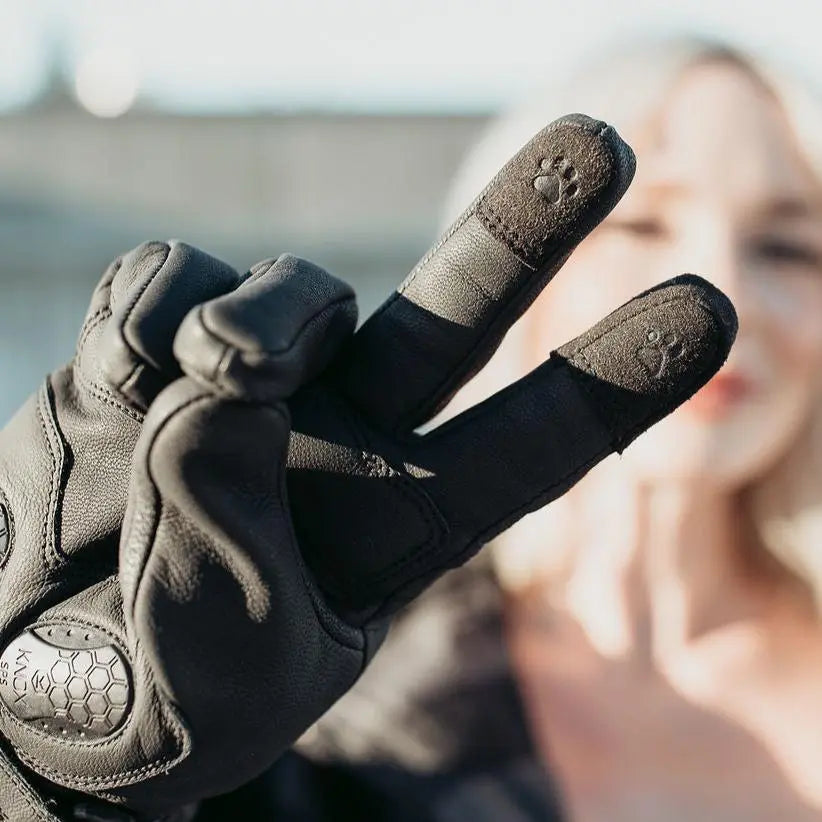 MotoGirl Nandi Ladies Leather Gloves Black - FREE UK Shipping, FREE 365 Day Returns | Moto Central