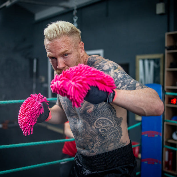 Muc-Off 2 In 1 Chennile Microfibre Washing Mitt Pink