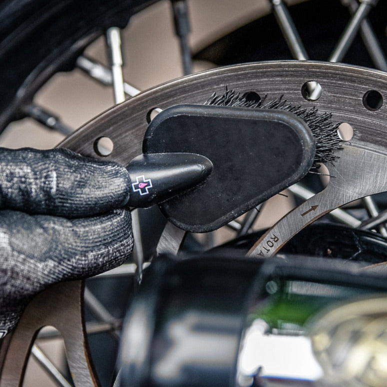 Muc-Off Detailing Brush